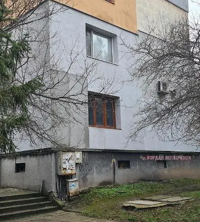 Apartment зара